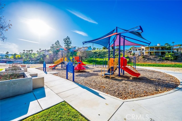 Detail Gallery Image 40 of 44 For 23438 Continental, Canyon Lake,  CA 92587 - 3 Beds | 2 Baths