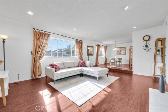 61 W Birchcroft Street, Arcadia CA: https://media.crmls.org/medias/b06a9f71-e78b-4409-9489-6df3f9a3ab94.jpg