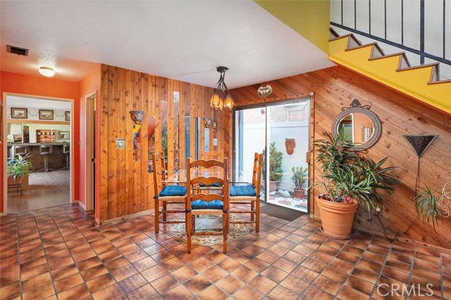 537 3rd Street, Manhattan Beach CA: https://media.crmls.org/medias/b06b86d0-3355-4886-bd45-1180623679df.jpg