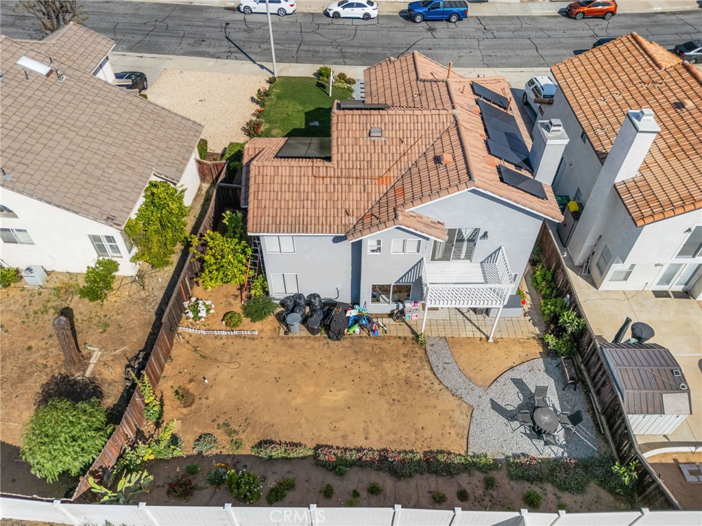 https://media.crmls.org/medias/b06bb256-02ea-4ed7-b59c-7c16a36f3bc9.jpg?preset=X-Large