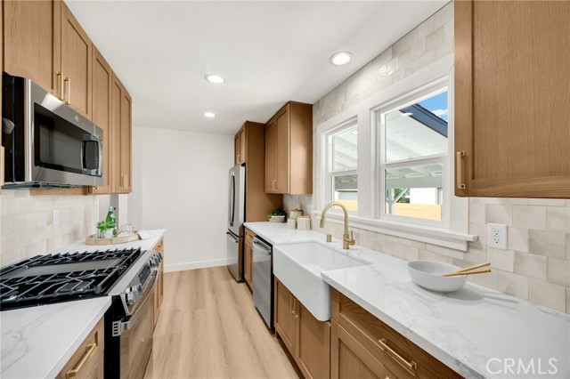 5336 Stratford Road, Los Angeles CA: https://media.crmls.org/medias/b06c1d9c-6b4e-4a50-b031-2b3cb59a7968.jpg