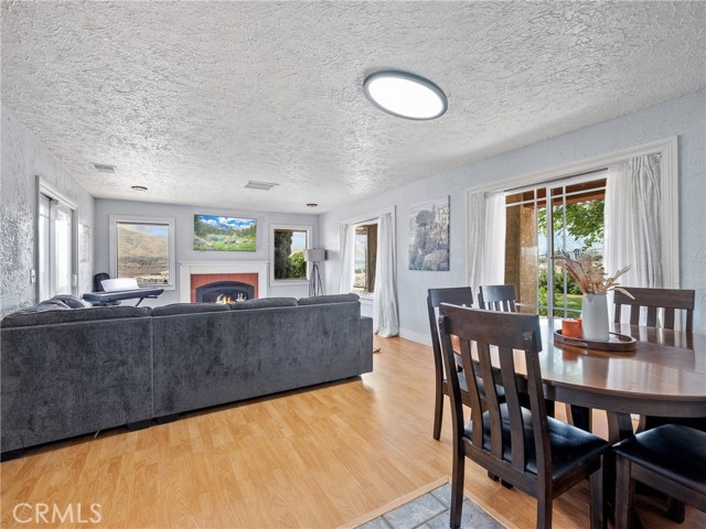 Detail Gallery Image 10 of 45 For 18728 Plumas St, Hesperia,  CA 92345 - 4 Beds | 2 Baths