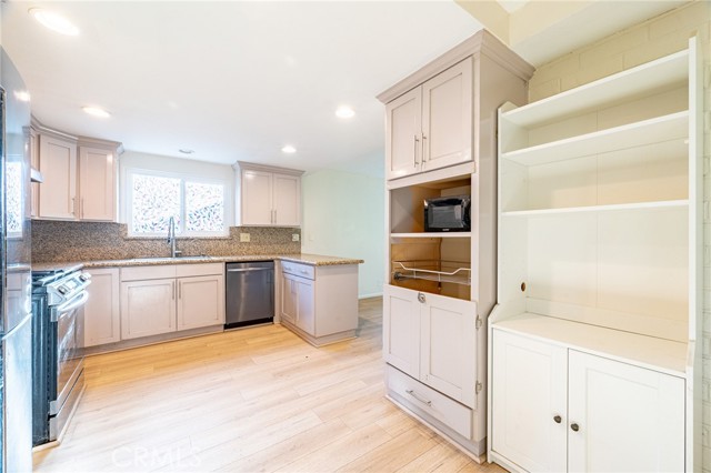 Detail Gallery Image 6 of 15 For 20359 Lake Erie, Walnut,  CA 91789 - 3 Beds | 2 Baths