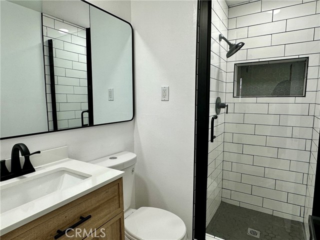 Detail Gallery Image 16 of 42 For 2413 W Monta Vista Ave, Santa Ana,  CA 92704 - 3 Beds | 2 Baths