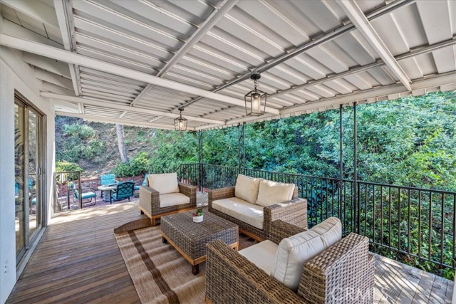 Detail Gallery Image 39 of 60 For 5338 Waldo, Los Angeles,  CA 90041 - 3 Beds | 2 Baths