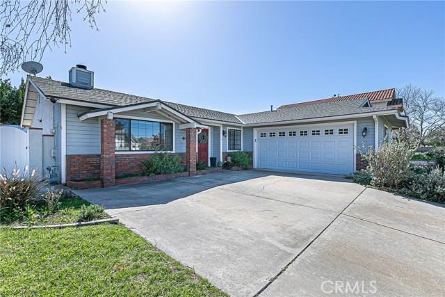 Detail Gallery Image 4 of 37 For 720 Blue Ridge Dr, Santa Maria,  CA 93455 - 3 Beds | 2 Baths