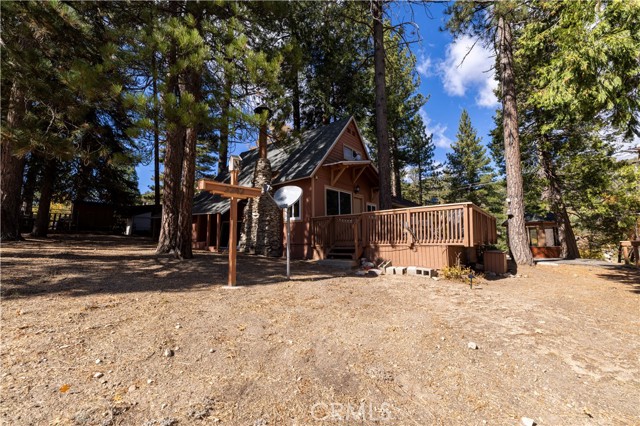 Detail Gallery Image 15 of 54 For 2242 Deep Creek Dr, Running Springs,  CA 92382 - 2 Beds | 2 Baths