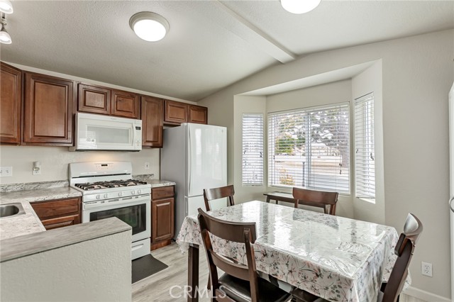 Detail Gallery Image 12 of 16 For 12350 Christensen Rd Space #32, Salinas,  CA 93907 - 2 Beds | 1 Baths