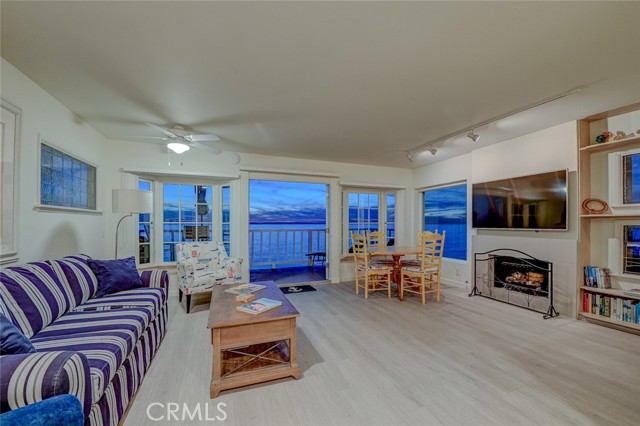 1021 Gaviota Dr, Laguna Beach, CA 92651