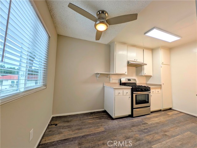 Detail Gallery Image 8 of 31 For 1111 Chestnut St #2,  San Bernardino,  CA 92410 - 5 Beds | 2 Baths