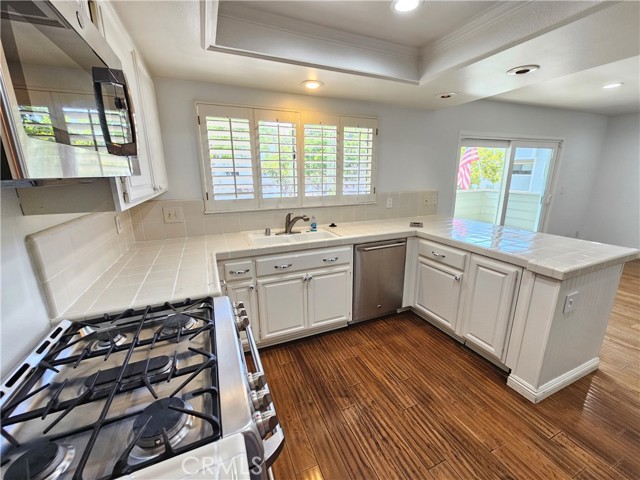 27 Tiburon Court, Manhattan Beach, California 90266, 2 Bedrooms Bedrooms, 0 ,2 BathroomsBathrooms,Residential,For Sale,Tiburon,0,SB26078984