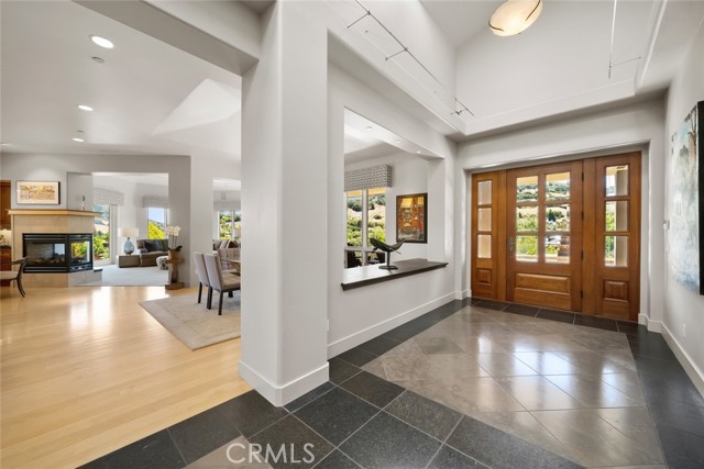940 Pasatiempo Drive, San Luis Obispo CA: https://media.crmls.org/medias/b074ccc1-1291-4fda-ba72-a61e293e246e.jpg