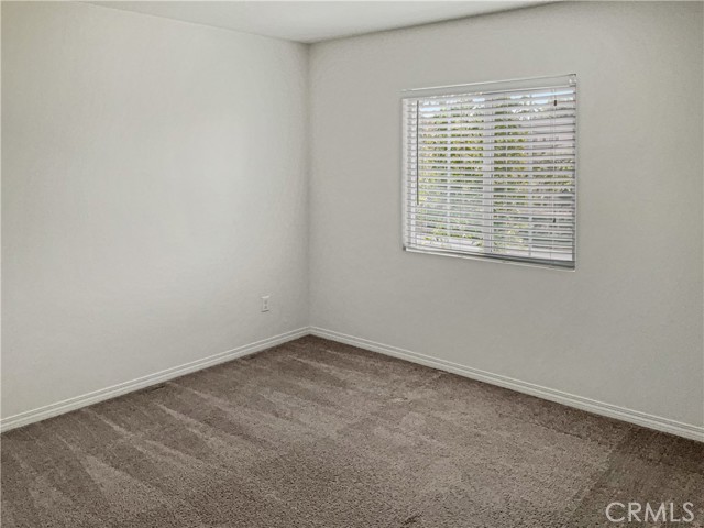 Detail Gallery Image 5 of 23 For 19439 Fortunello Ave, Riverside,  CA 92508 - 3 Beds | 2/1 Baths