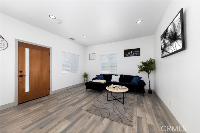 7972 Cortez Street, Highland CA: https://media.crmls.org/medias/b0757329-f6d6-48b5-9cdb-b2c5b5cca9a0.jpg