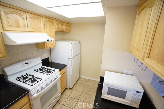 18201 Via Calma, Rowland Heights CA: https://media.crmls.org/medias/b075eaaa-c23b-4ca4-a6cb-42ab7a010fc7.jpg