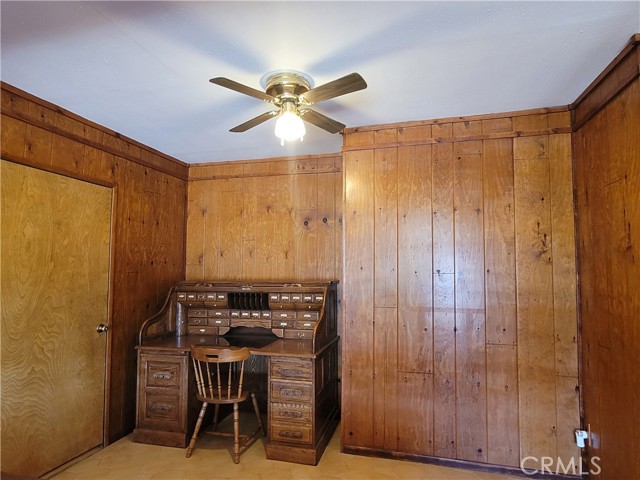 1004 Coldwater Drive, Frazier Park CA: https://media.crmls.org/medias/b075f0c2-5d9c-4da2-aaf3-ff2bc38a794e.jpg