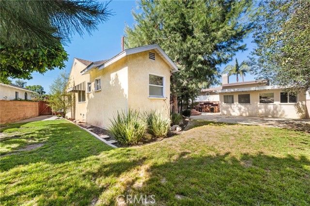 Detail Gallery Image 31 of 45 For 2334 Iroquois Ave, Long Beach,  CA 90815 - 2 Beds | 2 Baths