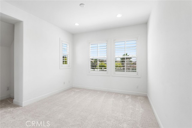 3913 Congressional Court, Yorba Linda CA: https://media.crmls.org/medias/b0772a60-0d92-4452-9338-797a24dd347e.jpg