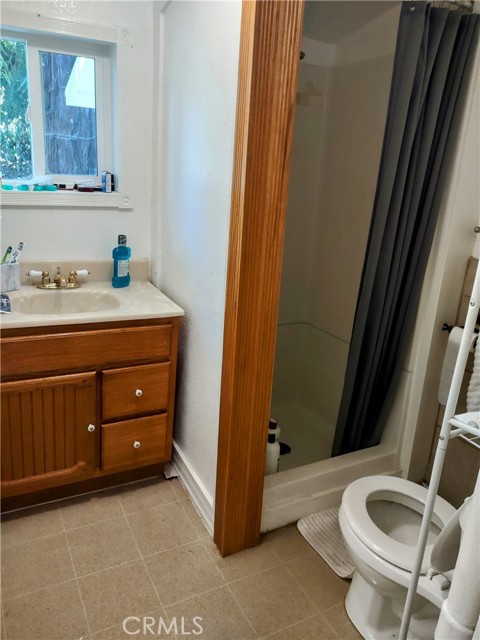 600 6th Street, Lakeport CA: https://media.crmls.org/medias/b07867f7-ed7f-447c-a5b5-9406916d03ee.jpg