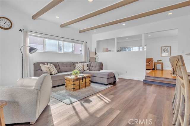 Detail Gallery Image 9 of 23 For 3220 Ostrom, Long Beach,  CA 90808 - 3 Beds | 2 Baths