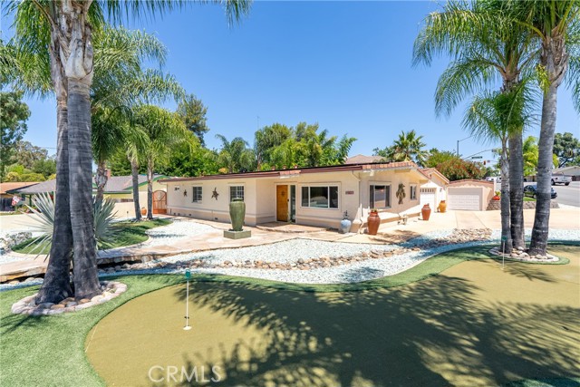 1002 Par Avenue, Paso Robles CA: https://media.crmls.org/medias/b07a1fa8-05e0-4e84-9d68-7a5042dc7599.jpg