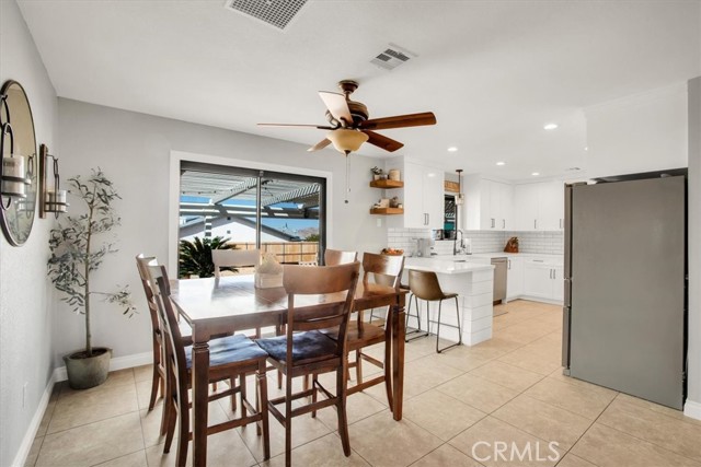 Detail Gallery Image 9 of 57 For 58943 Natoma Trl, Yucca Valley,  CA 92284 - 4 Beds | 2 Baths