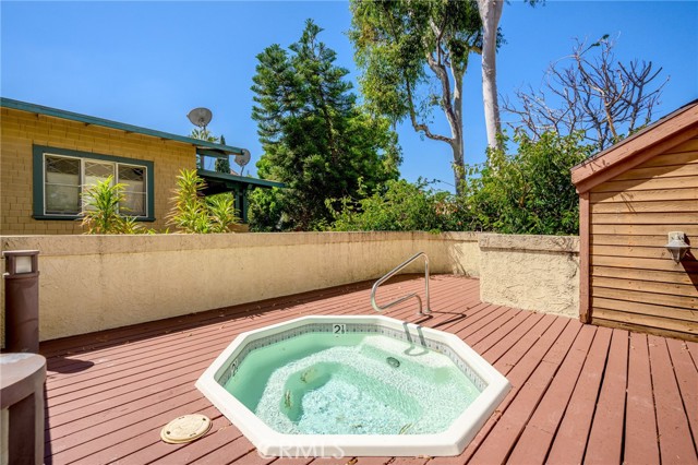 236 N Louise Street, Glendale CA: https://media.crmls.org/medias/b07ad243-d510-4afa-98ff-a3733744f8a4.jpg