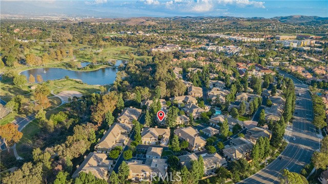 Detail Gallery Image 2 of 25 For 74 Lehigh Aisle, Irvine,  CA 92612 - 2 Beds | 2 Baths