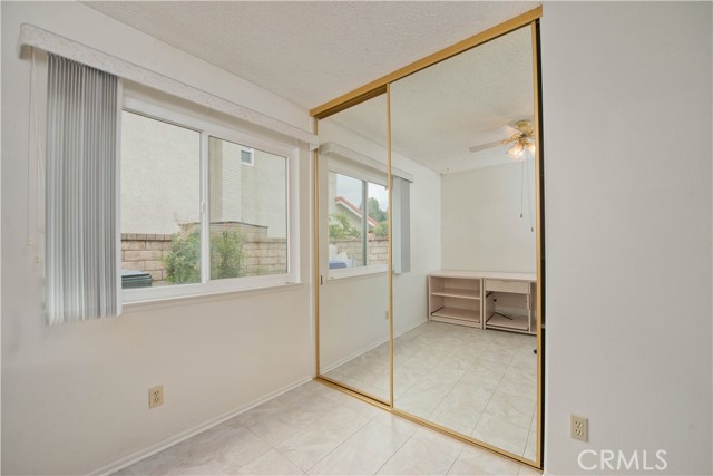 Detail Gallery Image 5 of 32 For 27820 Wakefield, Castaic,  CA 91384 - 3 Beds | 2 Baths