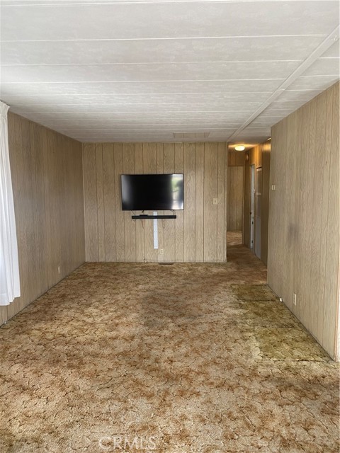38 Elm Via, Anaheim CA: https://media.crmls.org/medias/b07bed77-0581-4e0b-8076-8fd788248c28.jpg