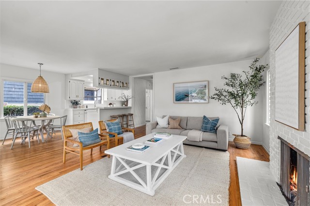 628 29th Street, Manhattan Beach CA: https://media.crmls.org/medias/b07cae86-c0c9-4d38-9787-266bed89895f.jpg