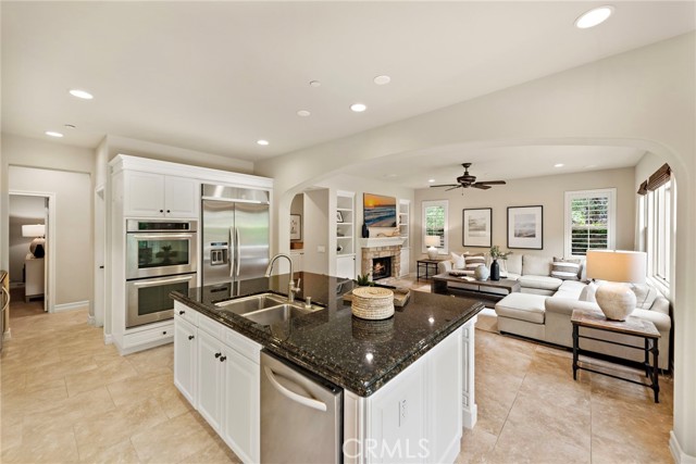 21 Corte Lomas Verdes, San Clemente CA: https://media.crmls.org/medias/b07d44f5-1569-42fe-a236-06f0c7837350.jpg