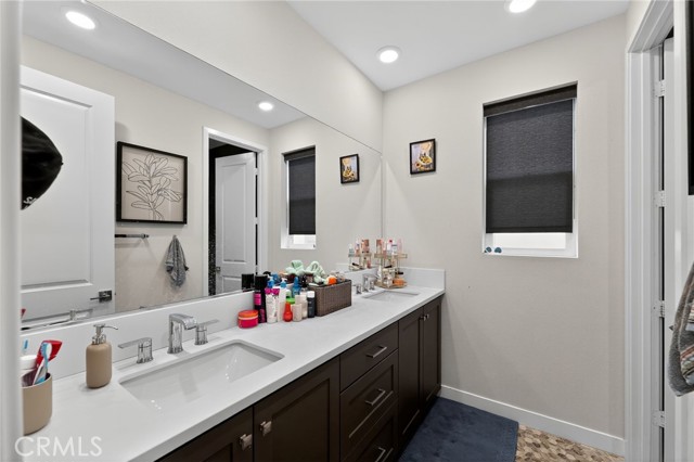 Detail Gallery Image 26 of 33 For 27508 Feathery Cassia, Valencia,  CA 91381 - 3 Beds | 2/1 Baths