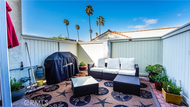 716 Catalina Avenue, Redondo Beach, California 90277, 3 Bedrooms Bedrooms, ,3 BathroomsBathrooms,Residential,Sold,Catalina,DW22220315