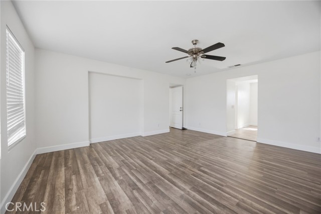 Detail Gallery Image 25 of 31 For 13184 Mammoth, Hesperia,  CA 92344 - 6 Beds | 3/1 Baths