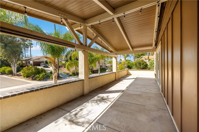 Detail Gallery Image 31 of 53 For 29736 Redwood Dr, Canyon Lake,  CA 92587 - 3 Beds | 2 Baths