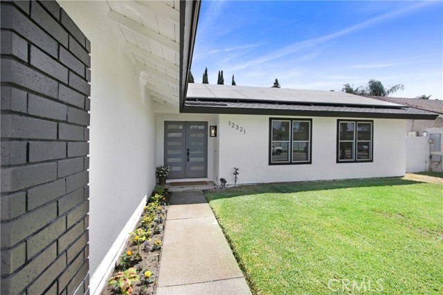 Detail Gallery Image 2 of 25 For 12321 Napa Dr, Chino,  CA 91710 - 3 Beds | 2 Baths