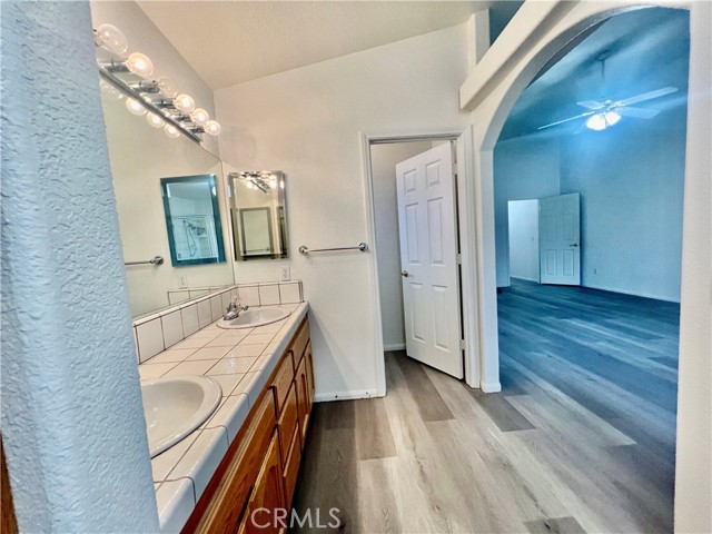 Detail Gallery Image 11 of 30 For 17980 Lakeview Dr, Victorville,  CA 92395 - 3 Beds | 2 Baths