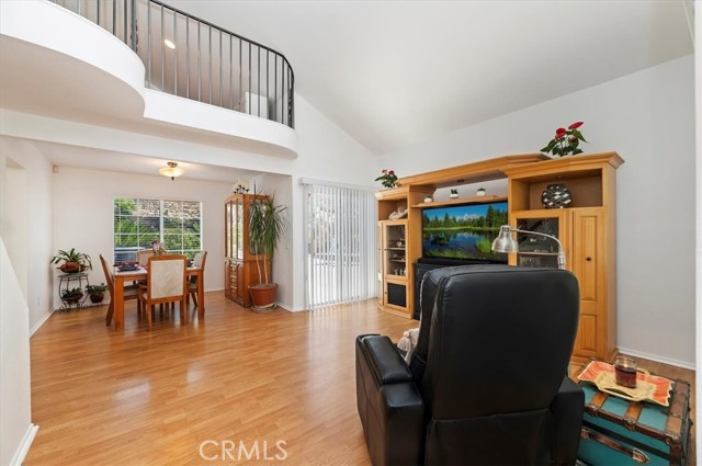 44938 Tehachapi, Temecula CA: https://media.crmls.org/medias/b083fc43-aa3a-4ac5-b1ea-7fb4c2df6f89.jpg