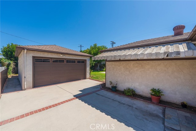 2605 Robinson Street, Redondo Beach CA: https://media.crmls.org/medias/b084ac76-9b67-4364-8b97-efd297246113.jpg