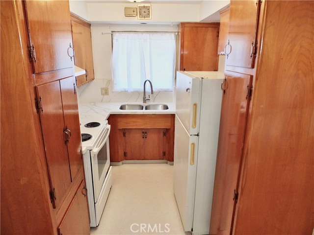 Detail Gallery Image 16 of 39 For 1724 E 1st St #9,  Long Beach,  CA 90802 - 1 Beds | 1 Baths