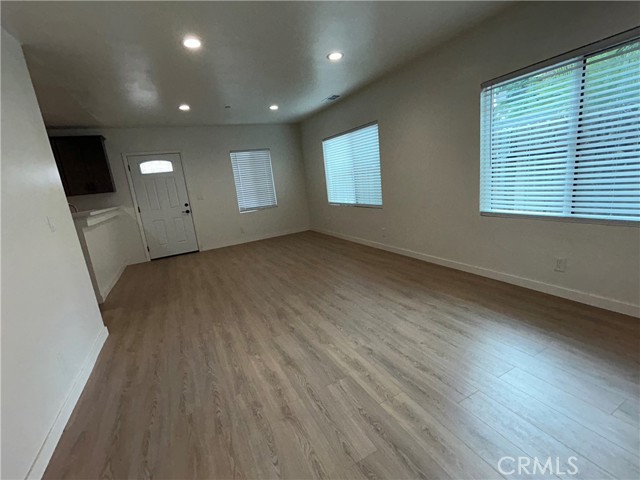 1611 North Niagara photo 17
