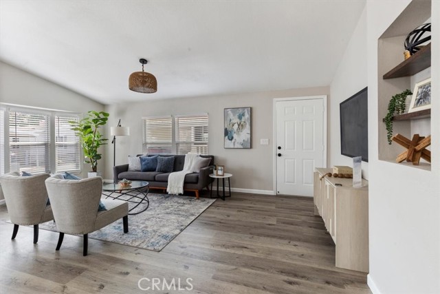 Detail Gallery Image 15 of 45 For 907 Ironwood, Fountain Valley,  CA 92708 - 3 Beds | 2 Baths