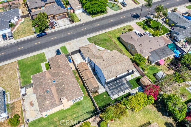 11091 Ranger Drive, Los Alamitos CA: https://media.crmls.org/medias/b085c848-2489-403d-ad20-e73bcb27f983.jpg