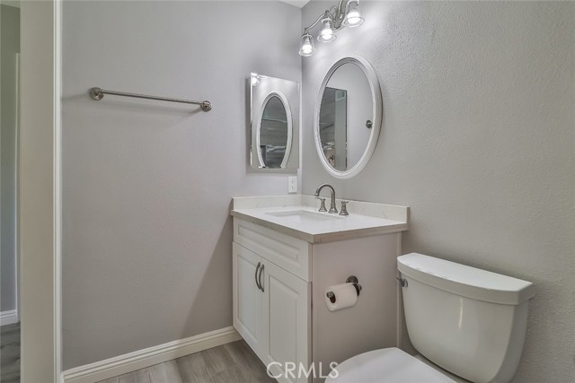 8152 Village 8, Camarillo CA: https://media.crmls.org/medias/b086a8d6-81a2-41f1-99c4-9fdb5fd6d500.jpg