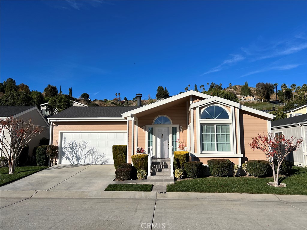 20095 Crestview Drive, Canyon Country, CA 91351