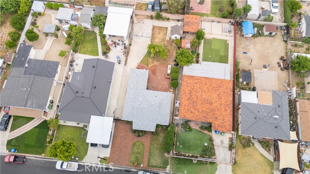20934 Vose Street, Canoga Park CA: https://media.crmls.org/medias/b0883aef-015a-49a9-8a2a-20278f10ec28.jpg