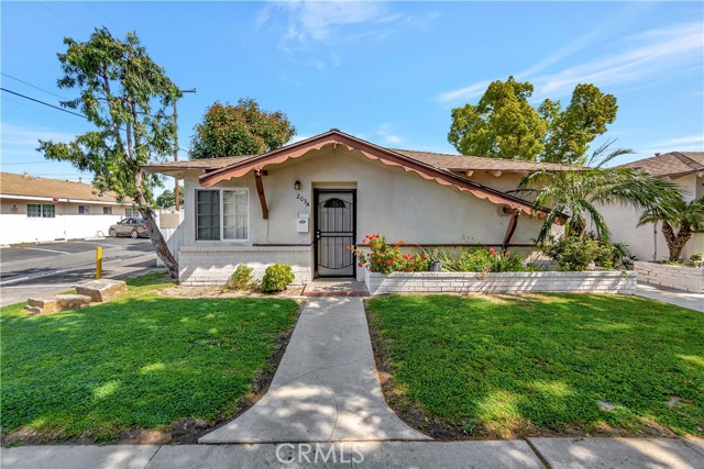 Image 2 for 203 W Guinida Ln, Anaheim, CA 92805