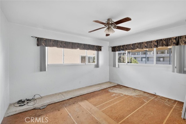 Detail Gallery Image 16 of 31 For 909 Montgomery, Hermosa Beach,  CA 90254 - 2 Beds | 2 Baths