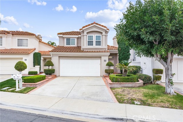 10 Bormes, Irvine, CA 92614